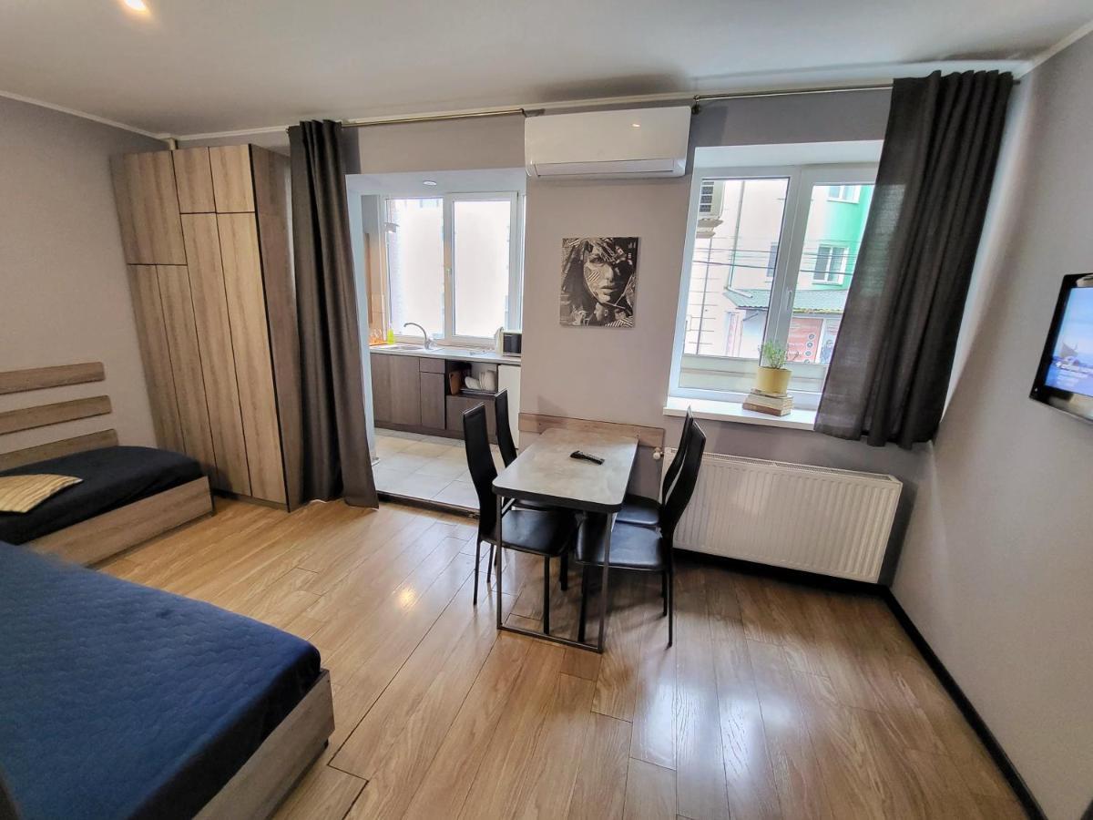 Like On Zaliznychna 3 Ivano-Frankivsk